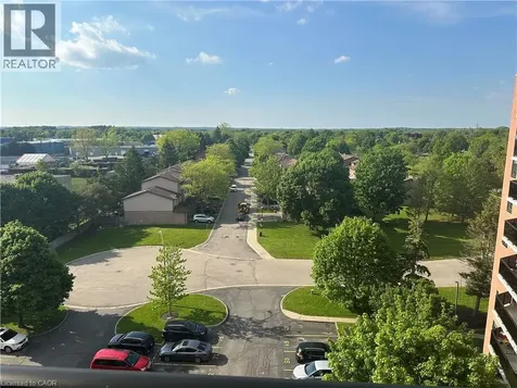 9 Bonheur Court Brantford ON N3P 1Z5
