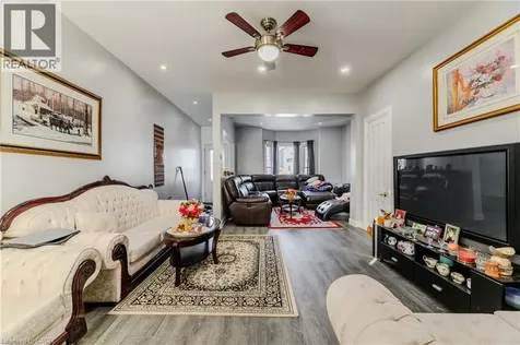 126 Tisdale Street North Hamilton ON L8L 5M6