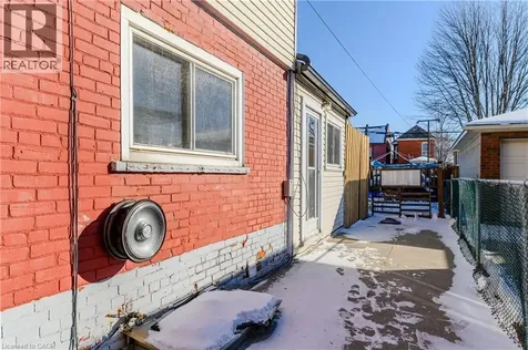 126 Tisdale Street North Hamilton ON L8L 5M6