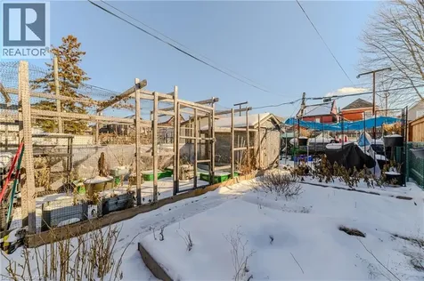 126 Tisdale Street North Hamilton ON L8L 5M6
