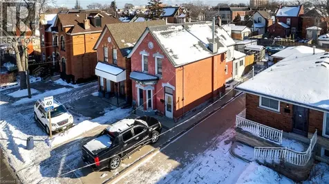 126 Tisdale Street North Hamilton ON L8L 5M6