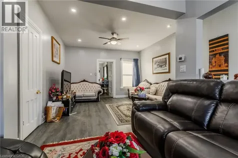 126 Tisdale Street North Hamilton ON L8L 5M6