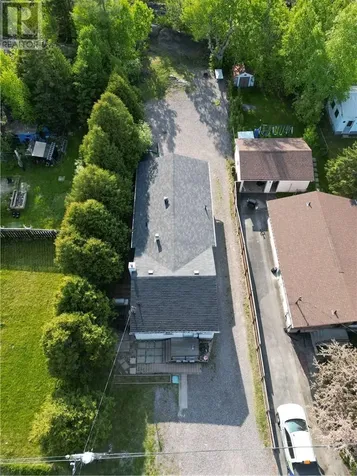 17 Clairmont Street Sudbury ON P3B 3S4