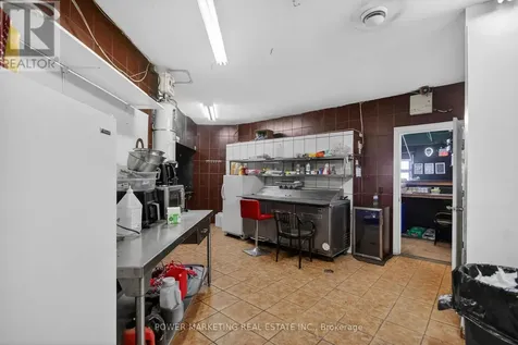 858 Merivale Road Ottawa ON K1Z 5Z4
