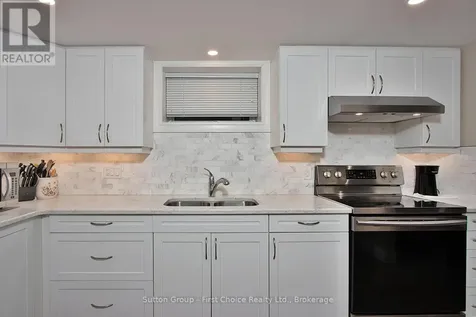 74 Cobourg Street Stratford ON N5A 3E6