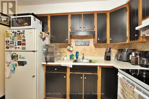 74 Cobourg Street Stratford ON N5A 3E6