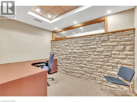 735 Bridge Street West Waterloo ON N2V 2H1