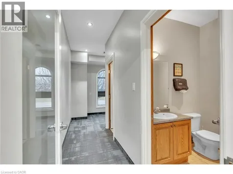 735 Bridge Street West Waterloo ON N2V 2H1