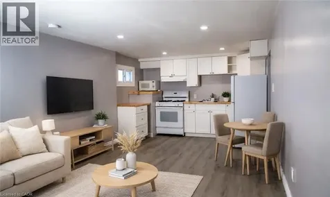 104 South Street Aylmer ON N5H 1P8