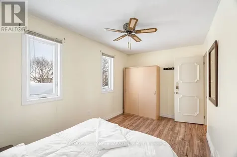1040 Karsh Drive Ottawa ON K1G 4M9