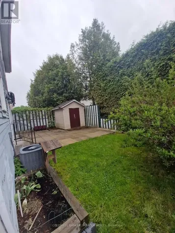 1040 Karsh Drive Ottawa ON K1G 4M9