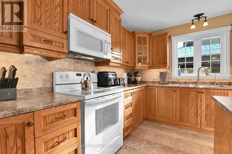 6574 Adrian Court South Glengarry ON K6H 7J1
