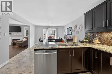 71 Jessica Street Hamilton ON L8W 4A3