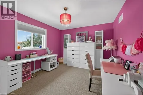 71 Jessica Street Hamilton ON L8W 4A3