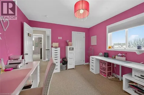 71 Jessica Street Hamilton ON L8W 4A3