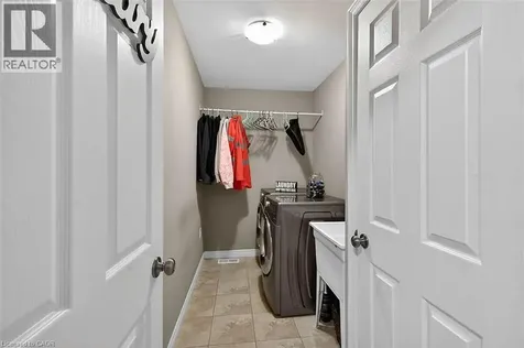71 Jessica Street Hamilton ON L8W 4A3