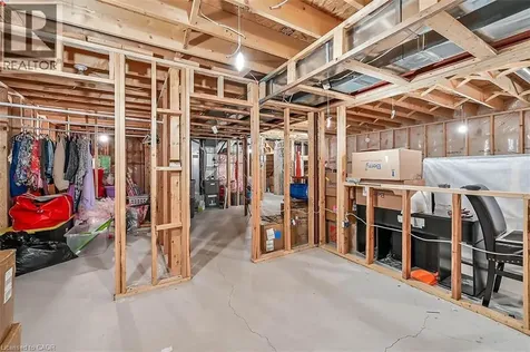 71 Jessica Street Hamilton ON L8W 4A3