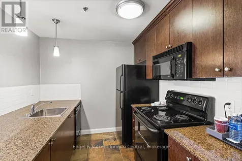 220 Gord Canning Drive Blue Mountains ON L9Y 0K9