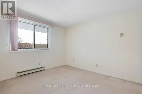 6532 Bilberry Drive Ottawa ON K1C 4N9