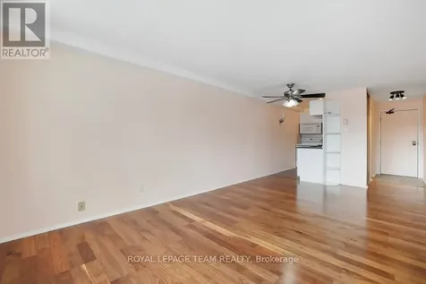 6532 Bilberry Drive Ottawa ON K1C 4N9