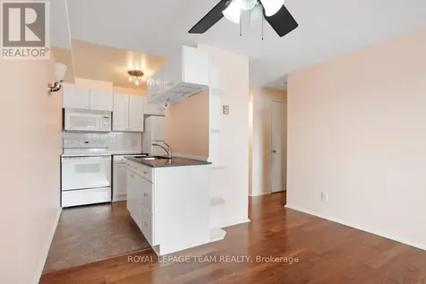 6532 Bilberry Drive Ottawa ON K1C 4N9