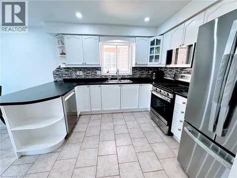 81 Kendrick Court Ancaster ON L9G 5A5