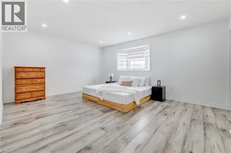 81 Kendrick Court Ancaster ON L9G 5A5