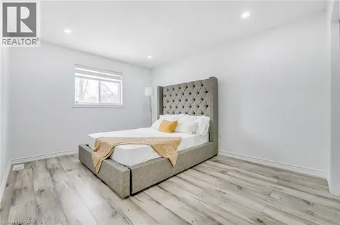 81 Kendrick Court Ancaster ON L9G 5A5