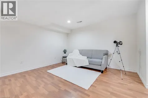 81 Kendrick Court Ancaster ON L9G 5A5
