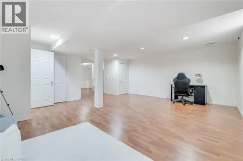 81 Kendrick Court Ancaster ON L9G 5A5