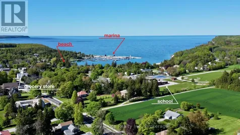 15 Tackabury Street Northern Bruce Peninsula ON N0H 1W0