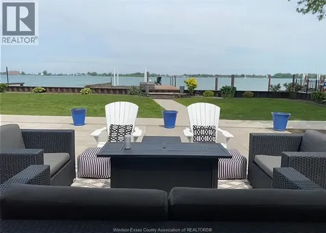8280 Riverside Dr East Windsor ON N8S 1E6