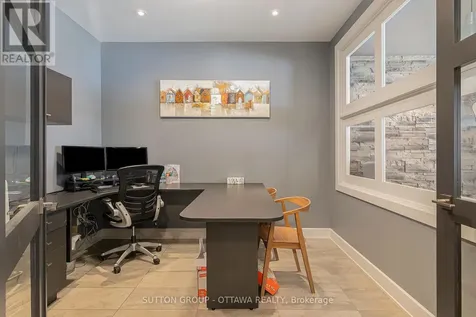 2285 St Laurent Boulevard Ottawa ON K1G 4Z7