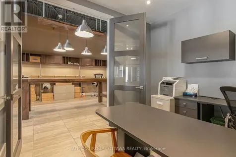 2285 St Laurent Boulevard Ottawa ON K1G 4Z7