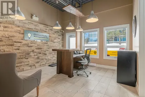 2285 St Laurent Boulevard Ottawa ON K1G 4Z7