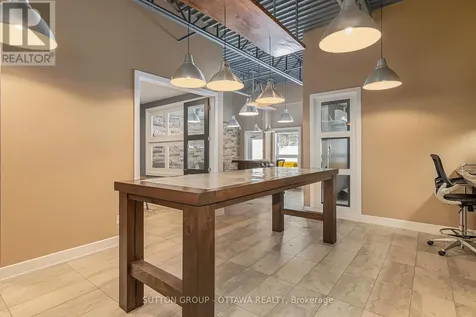 2285 St Laurent Boulevard Ottawa ON K1G 4Z7