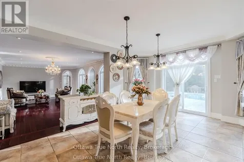5884 Earlscourt Crescent Ottawa ON K4M 1K2
