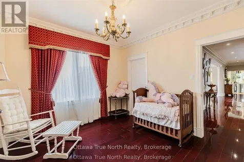 5884 Earlscourt Crescent Ottawa ON K4M 1K2