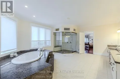 5884 Earlscourt Crescent Ottawa ON K4M 1K2
