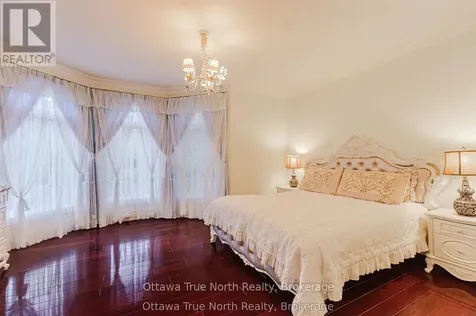 5884 Earlscourt Crescent Ottawa ON K4M 1K2