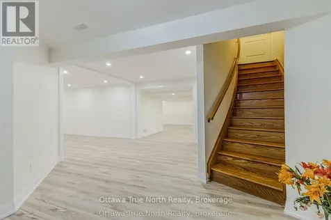 5884 Earlscourt Crescent Ottawa ON K4M 1K2