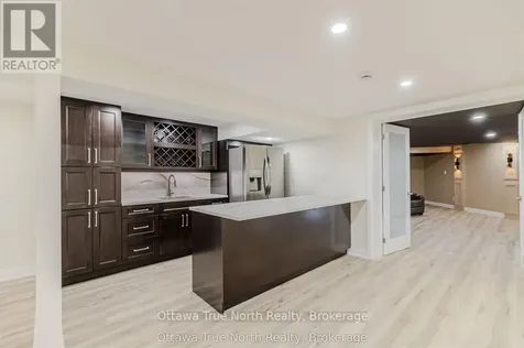 5884 Earlscourt Crescent Ottawa ON K4M 1K2