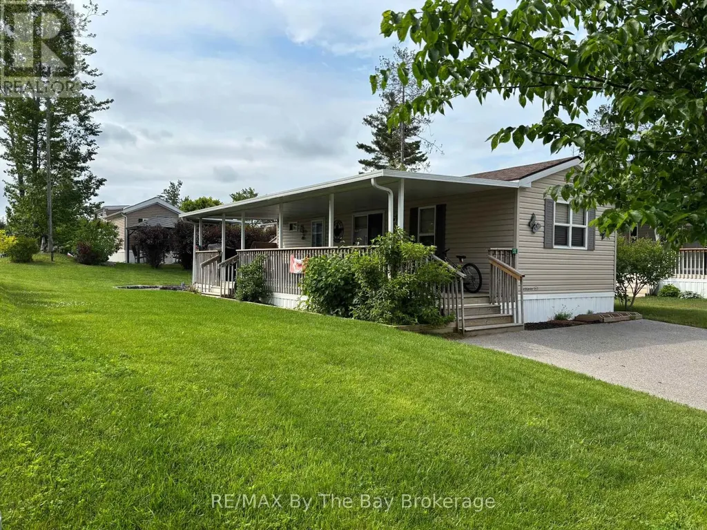 17 Chippewa Trail Wasaga Beach ON L9Z 1X7