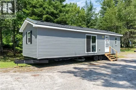 85 Hutchinson Beach Road Huntsville ON P1H 1N4