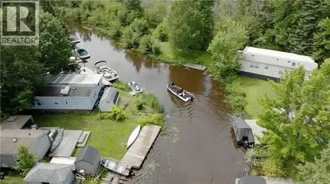 85 Hutchinson Beach Road Huntsville ON P1H 1N4