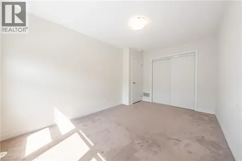 391 Athabasca Common Oakville ON L6H 0R5