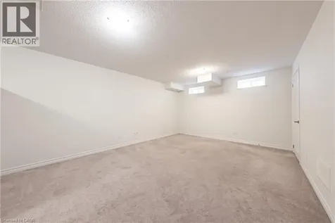 391 Athabasca Common Oakville ON L6H 0R5