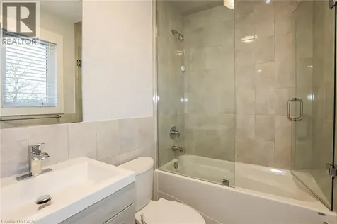 274 Margaret Avenue Stoney Creek ON L8E 2J2