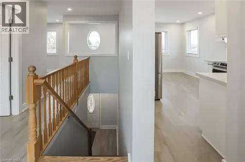 274 Margaret Avenue Stoney Creek ON L8E 2J2