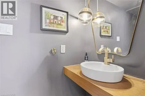115 Roslin Avenue South Waterloo ON N2L 2H3